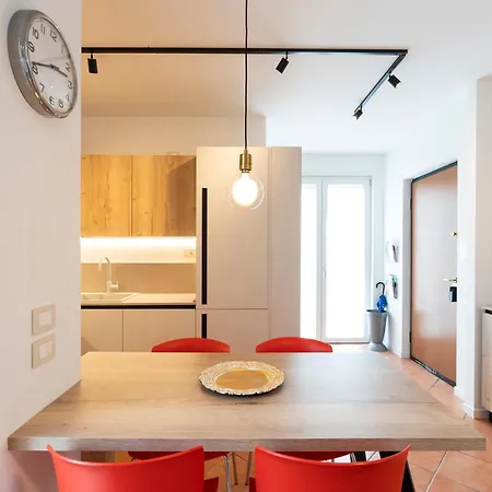 Bbb Fiera - Bilocale Con Grande Terrazza Apartment *