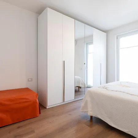 Bbb Fiera - Bilocale Con Grande Terrazza Apartment *